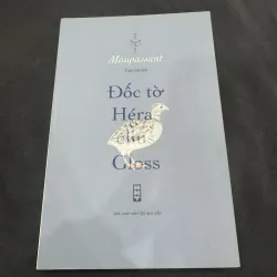 Đốc tờ Héra clius Gloss