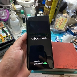 Bán vivo v25pro