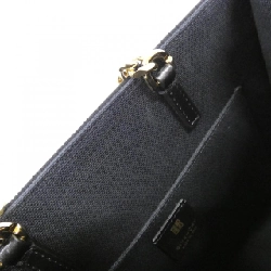 Túi G Tote Nhỏ BB50UEB1LS của Givenchy 608891