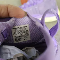 Giày hiệu đã qua sử dụng 763178