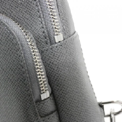 Túi đeo chéo Louis Vuitton Taiga Avenue M30801 612576