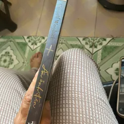 Ám ảnh đen 719000