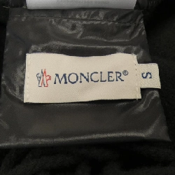 Moncler MONCLER 20930081885 Áo khoác lông 627831