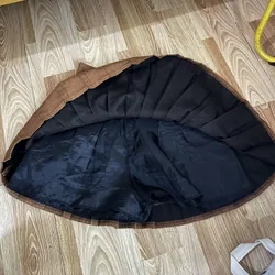 Chân váy xếp ly màu nâu  590373