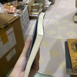 Hồ Banana Yoshimoto.  792455