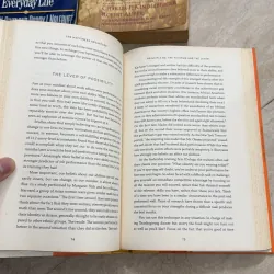 THE HAPPINESS ADVANTAGE 746102