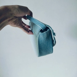 Túi chữ D Denim cho nữ - Thiết kế độc đáo, chất liệu cao cấp - Bag, Len, Đeo Vai, Da  476190