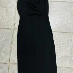 Váy yếm cổ đổ