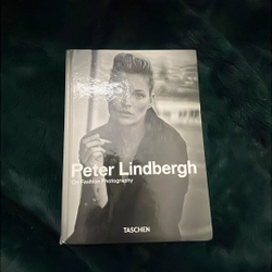 Sách - Peter Lindbergh. On Fashion Photography. 40th Ed. by Peter Lindbergh (hardcover)