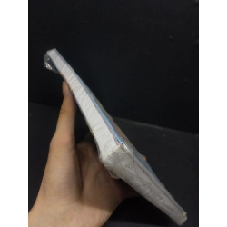 Thế Giới Robot - Tập 4: Chiến tranh giữa các vì sao, mới 90% (bẩn nhẹ), còn seal HCM2705 Tiếu Giang Nam 914417