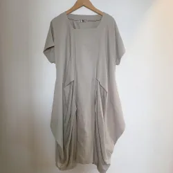 Đầm Nhật Esquilo Branco dáng bí