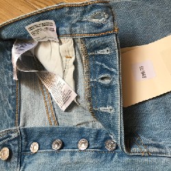 Váy jean hiệu Levi 7827