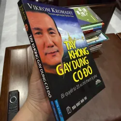 TAY KHÔNG GÂY DỰNG CƠ ĐỒ – Vikrom Kromadit- K3 1003707