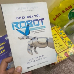 Sách Chạy đua với Robot