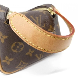 Túi đựng Monogram Louis Vuitton M44494 623227