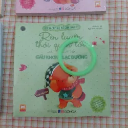Bộ sách Mẹ Kể Con Nghe (trọn 4 bộ - 1 bộ 10 cuốn), kèm vòng, Đông A 1029315