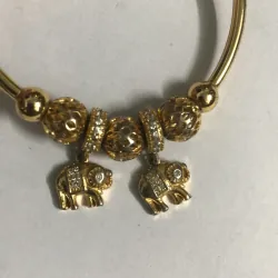 Vòng tay xi xách tay từ thái 977296