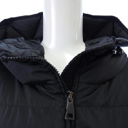 Áo khoác lông vũ MONCLER 639537