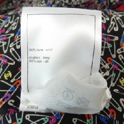 【Đối tượng phiếu giảm giá】Áo khoác không cổ CHANEL 641132