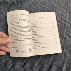(Sách bỏ túi) Cú Đánh Thức Tỉnh Trí Sáng Tạo - Roger von Oech 557425