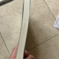 Hoa cúc và gươm 972930