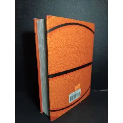 [Phiên Chợ Sách Cũ] Dragon Hoops (bìa cứng) có dấu mộc 2303 430607