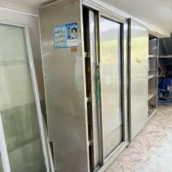 Tủ inox cỡ trung bề mặt sơn tĩnh điện, cửa trượt, có kệ trong 755578