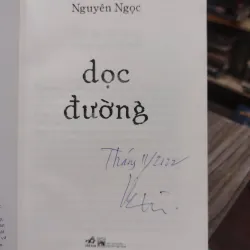 Sách: Dọc đường - Tác giả: Nguyên Ngọc (A3) 598398