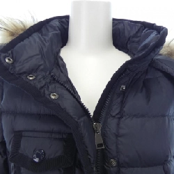 Áo khoác lông vũ MONCLER 643043