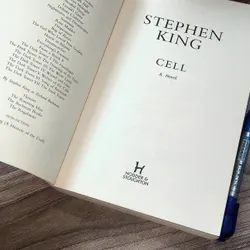 Cell by Stephen King (khổ lớn) 723219