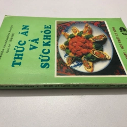 THỨC ĂN VÀ SỨC KHOẺ (sách dịch) - 151 TRANG, NXB: 2004 295967