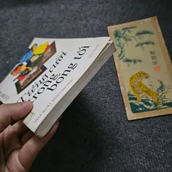 Tiếng cười trong bóng tối - Nabokov 733914