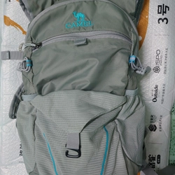 Balo camel 12L màu xám hàng như mới