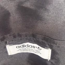 Túi đeo chéo Adidas. 977945