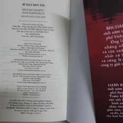 Sách Bí mật đen tối củua Michael Hjorth mới 95% 525202