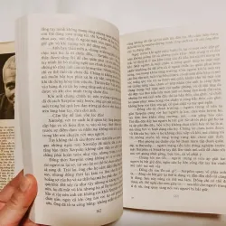 Những Người Sống Và Những Người Chết - Konstantin Simonov.  745289