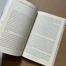 Không chỉ là chiếc áo phông - Bobby Hundreds 748078