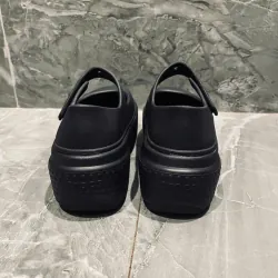 [PASS NHANH] Crocs Mary Jane Stomp 36-37 auth - like new 991666