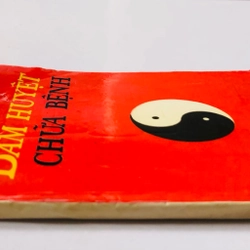BẤM HUYỆT CHỮA BỆNH  - 128 trang, nxb: 1992 361662