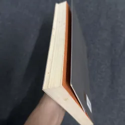 Tạp văn Phan Thị Vàng Anh (Bìa 83k) 925879