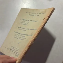 Luyện thi vào trung tâm kỹ thuật cao đẳng điện học: Phần Vật lý (1970) 745336
