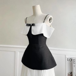 Áo peplum 2s đen phối trắng bo eo dáng xòe 