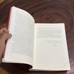 II Tủ Sách Đầu Tư: Người Đàn Ông Đánh Bại Mọi Thị Trường - Edward O. Thorp - 2020 989835