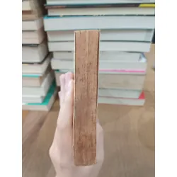 A traveller in time - Alison Uttley 707629