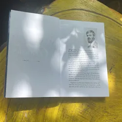 COMBO D.H. LAWRENCE: NGƯỜI TÌNH CỦA PHU NHÂN CHATTERLEY - NGƯỜI ĐÀN BÀ ĐANG YÊU 717169