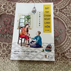 Bắt tay chạm ngay linh hồn