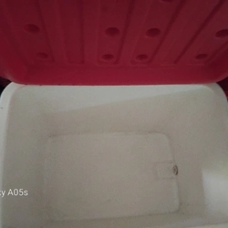 Thùng đá giữ lạnh. Khay làm bánh 472434