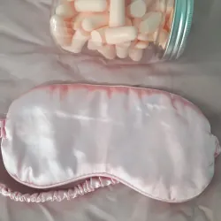 Mút bịch tai, bịt mắt ngủ kèm quà tặng