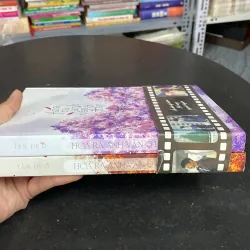 COMBO TIỂU THUYẾT NGÔN TÌNH “HOÁ RA ANH VẪN Ở ĐÂY” (Tập 1 & Tập 2)–Tân Di Ồ 788438