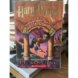 Harry Potter và Hòn đá Phù thủy (Tập 1) 779557